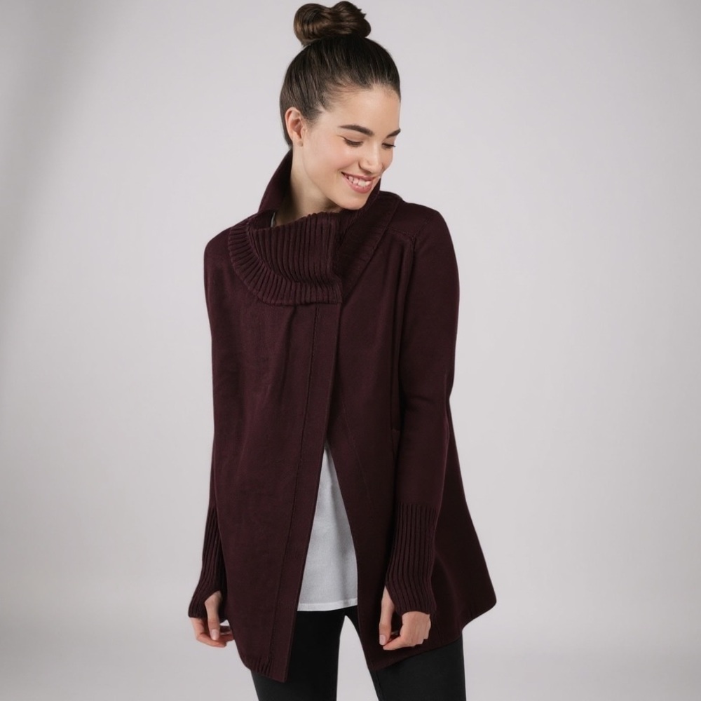 Lululemon Karma Cocoon Wrap In Burgundy